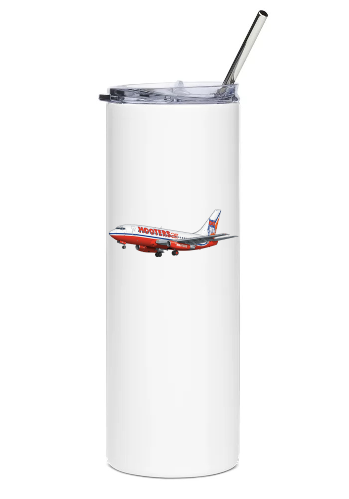 Hooters Air Boeing 737